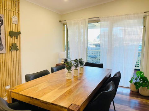 D141 Your Joyful Vacation - Maitland Accommodation 1