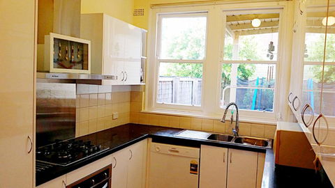 Deco Family House - Maitland Accommodation 4