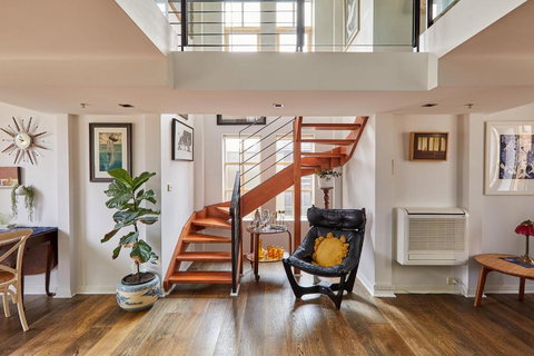 Deco Loft On Russell Street - Maitland Accommodation 0