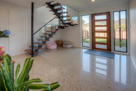 27 On Mountbatten - Maitland Accommodation 1