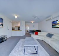 2BR Aloha Lane Main Beach Apartment - Maitland Accommodation