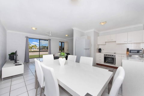 3 Bedroom Home - Maitland Accommodation 3