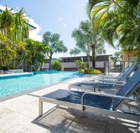 3 Bedroom Ultimate Luxury Waterfront - Maitland Accommodation