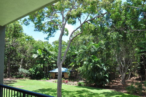 32/15 Rainbow Shores - Unit Overlooking Bushland With Shared Swimming Pool, Spa And Tennis Court - Maitland Accommodation 1