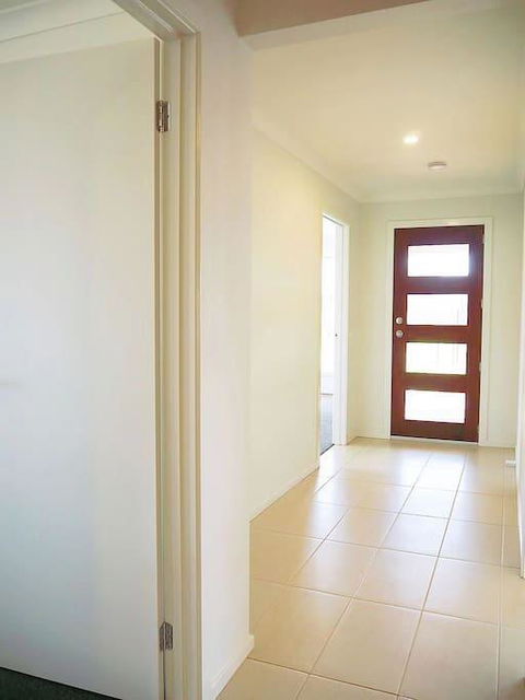 5Bed 2Bath Family House In Werribee - Maitland Accommodation 3