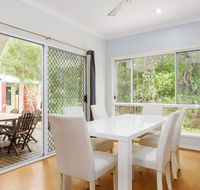 6 Ibis Court - Modern tropical family home with inground swimming pool  outdoor entertaining area - Maitland Accommodation