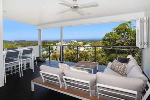 8 Cabbi Court, Coolum Beach - New Listing - Maitland Accommodation 0