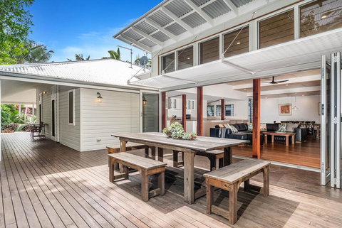 A PERFECT STAY - Cavvanbah Seaside Cottage - Maitland Accommodation 1