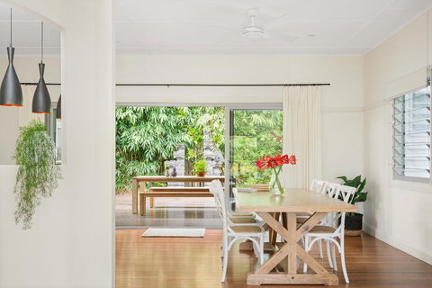 A PERFECT STAY - The White Rabbit - Maitland Accommodation 0