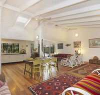 A SWEET ESCAPE - Aluna