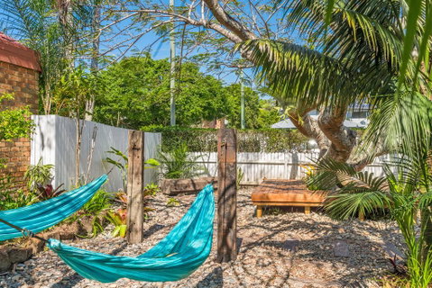 A SWEET ESCAPE - Byron Surf Cottage - Walk To Byron - Maitland Accommodation 1