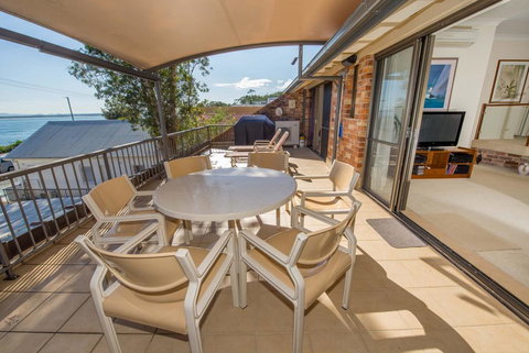 A Yachtsmans Rest, Unit 4/37 Victoria Parade - Maitland Accommodation 1