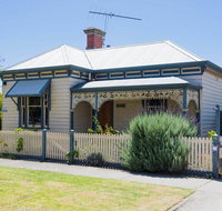 Abaleen House - Maitland Accommodation