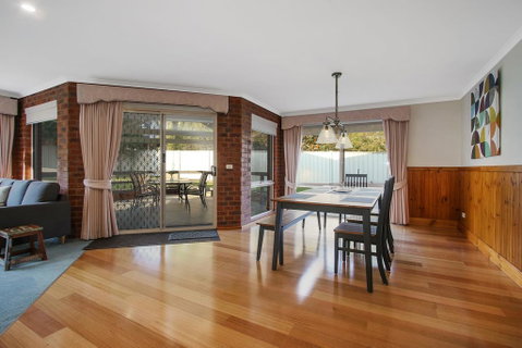 Abbey Rose - Bright, VIC - Maitland Accommodation 1