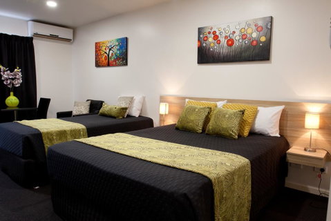 Abode37 Motel Emerald - Maitland Accommodation 3
