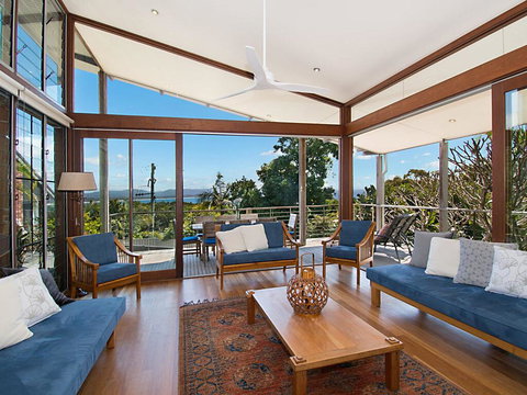 Above The Pass - Maitland Accommodation 0