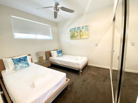 Absolute Beachfront - Cabarita Beach - Ocean Views - 3 Bed Apartment - Maitland Accommodation 2