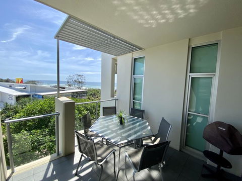 Absolute Beachfront - Cabarita Beach - Ocean Views - 3 Bed Apartment - Maitland Accommodation 1