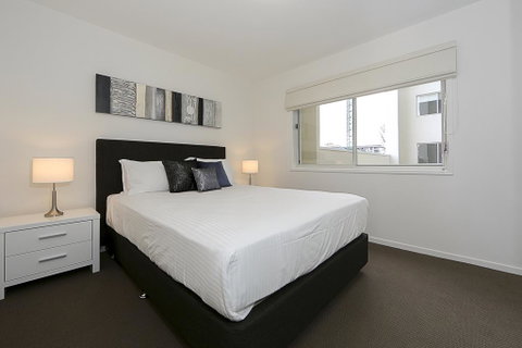 Accommodate Canberra - Braddon Apartments - Maitland Accommodation 0