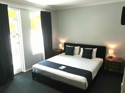 Adelaide Pulteney Motel - Maitland Accommodation 1