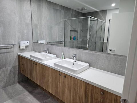 E 4 Room Retreat Family Friendly - Maitland Accommodation 1