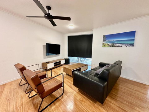 Diamond Beach Resort Broadbeach 115 - Maitland Accommodation 2