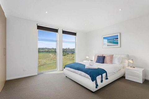 DREW Golfers Delight Close To St Andrews Beach - Maitland Accommodation 0