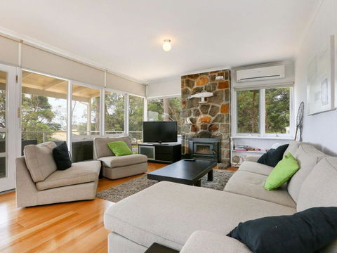 DROMANA BEACH SHACK - Maitland Accommodation 0