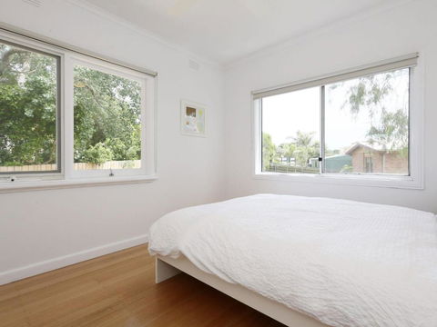 DROMANA BEACH SHACK - Maitland Accommodation 4