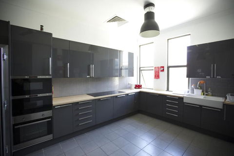 EBS Sydney Hostel - Maitland Accommodation 4