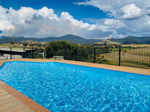 ELM Accommodation - Merrijig - Maitland Accommodation 0