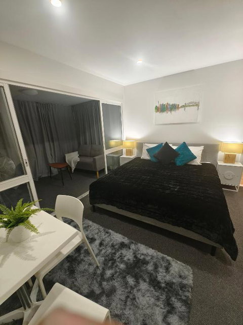 Entire Studio Apartment - Self Check-in - Maitland Accommodation 0