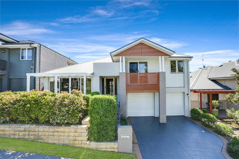 Entire Home In Park Central - Family-Friendly Getaway - Walk To Parks, Shops And Transport In Macarthur - Maitland Accommodation 0