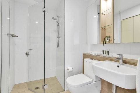 Fabulous Corporate Apartment Macquarie Park M907 - Maitland Accommodation 3