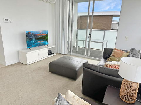 G901S - Bright Zetland Escape With City Views - Maitland Accommodation 1