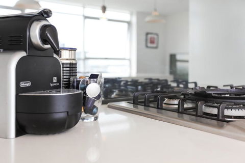 G901S - Bright Zetland Escape With City Views - Maitland Accommodation 4