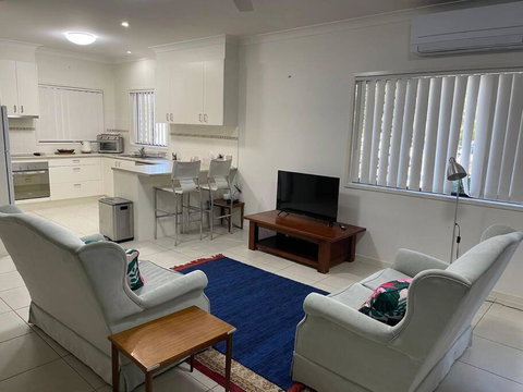 Georgina Townhouse - Maitland Accommodation 1