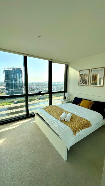 Free Parking Private Room In Docklands - Amazing View - Shared Washroom - Homestay With Host - Maitland Accommodation 0