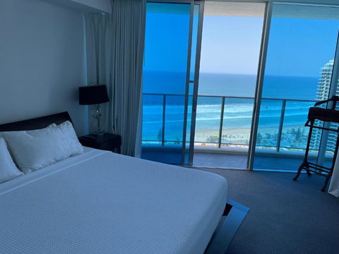 H Luxury Apartment At Surfers Paradise High Floor - Maitland Accommodation 2