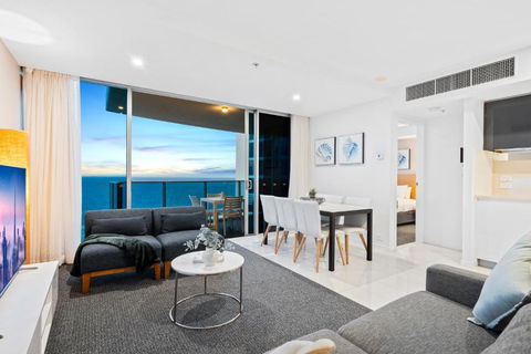 H Residences - Ocean View - Self Contained & Privately Managed Apartment - Wow Stay - Maitland Accommodation 3
