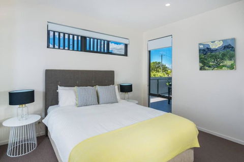 H6B - Round About Bulimba - Maitland Accommodation 2