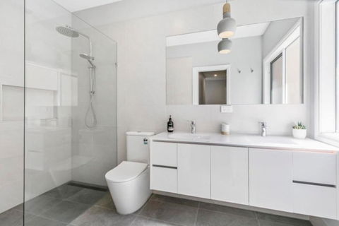 HALE KUPA Rye Beach House Spa Table Tennis - Maitland Accommodation 3
