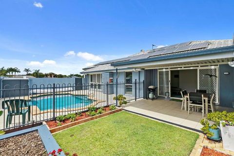 HALYCON HOUSE - Maitland Accommodation 2