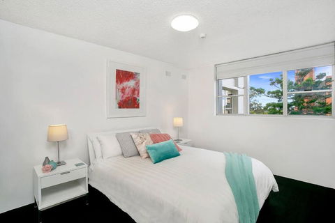 HARIS - Modern 2BR Apartment With Views - Maitland Accommodation 2
