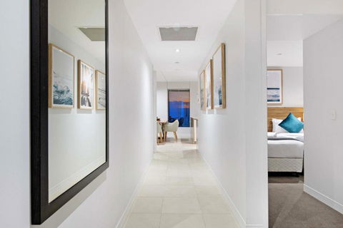 GUARANTEED OCEAN VIEW - Level 16 And Up - Soul Surfers Paradise - Self Contained &Privately Managed - Maitland Accommodation 1