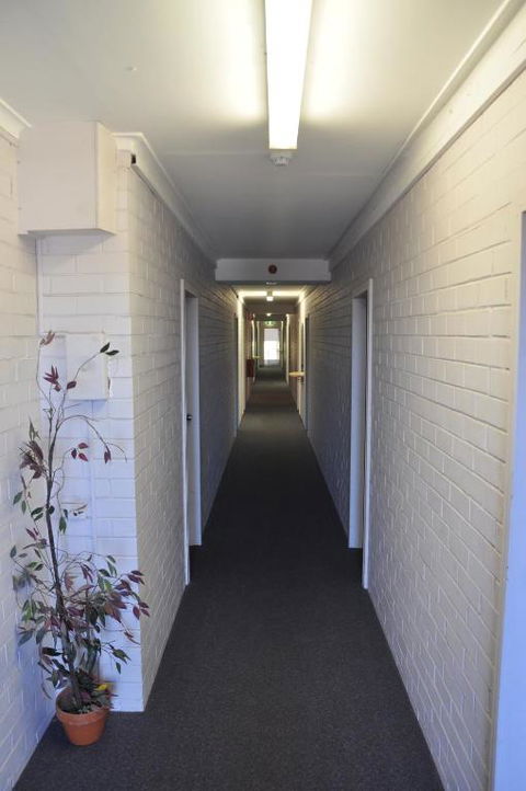 H & D Apartments - Maitland Accommodation 2