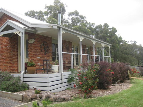 Honeyeater Cottage - Maitland Accommodation 1