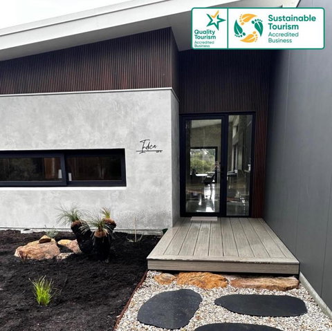 INDICA HEMP HOUSE - Multi Award Winning-Luxury-Eco Designed House-lake Views-hot Tub-Cinema - Maitland Accommodation 0