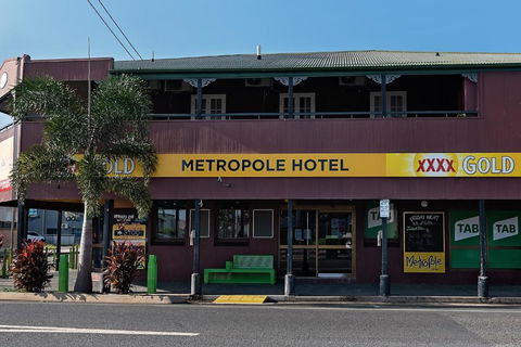 Hotel Metropole Proserpine - Maitland Accommodation 1