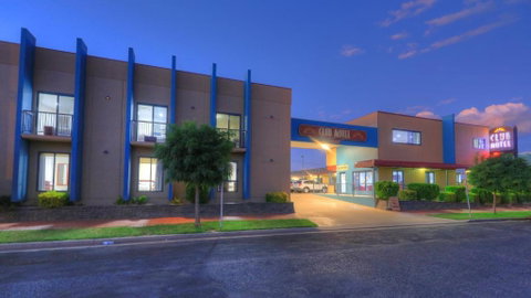 INVERELL RSM CLUB MOTEL - Maitland Accommodation 0